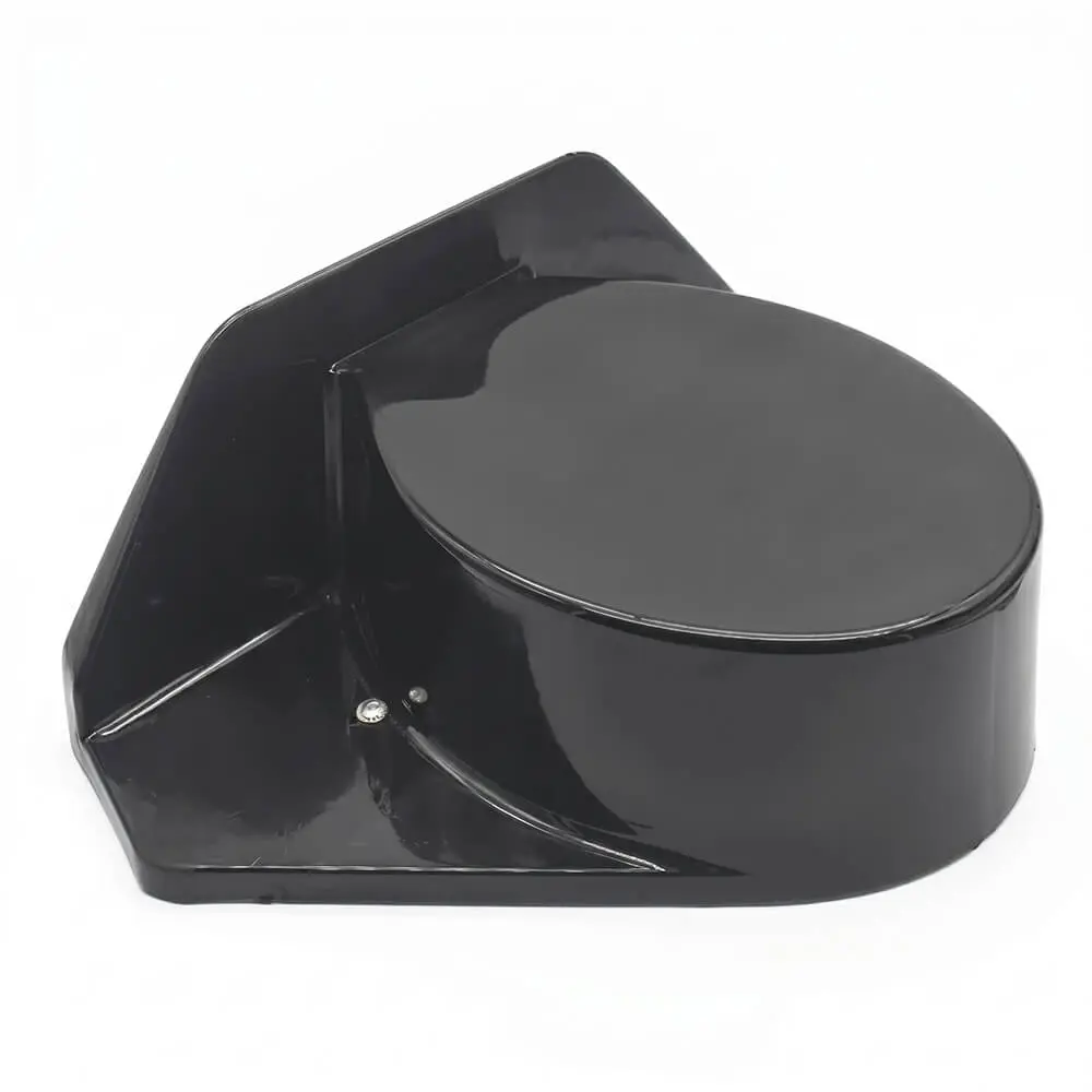 Sombrero tricornio de plástico PVC negro para disfraz de Guardia Civil, disponible en la tienda Disfraces Lucero.