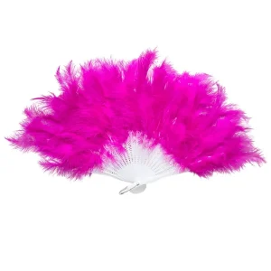 Abanico de plumas color fucsia intenso con medidas de 38 cm de ancho y 24 cm de alto, accesorio para disfraz de cabaret o Charleston, de Disfraces Lucero Madrid.