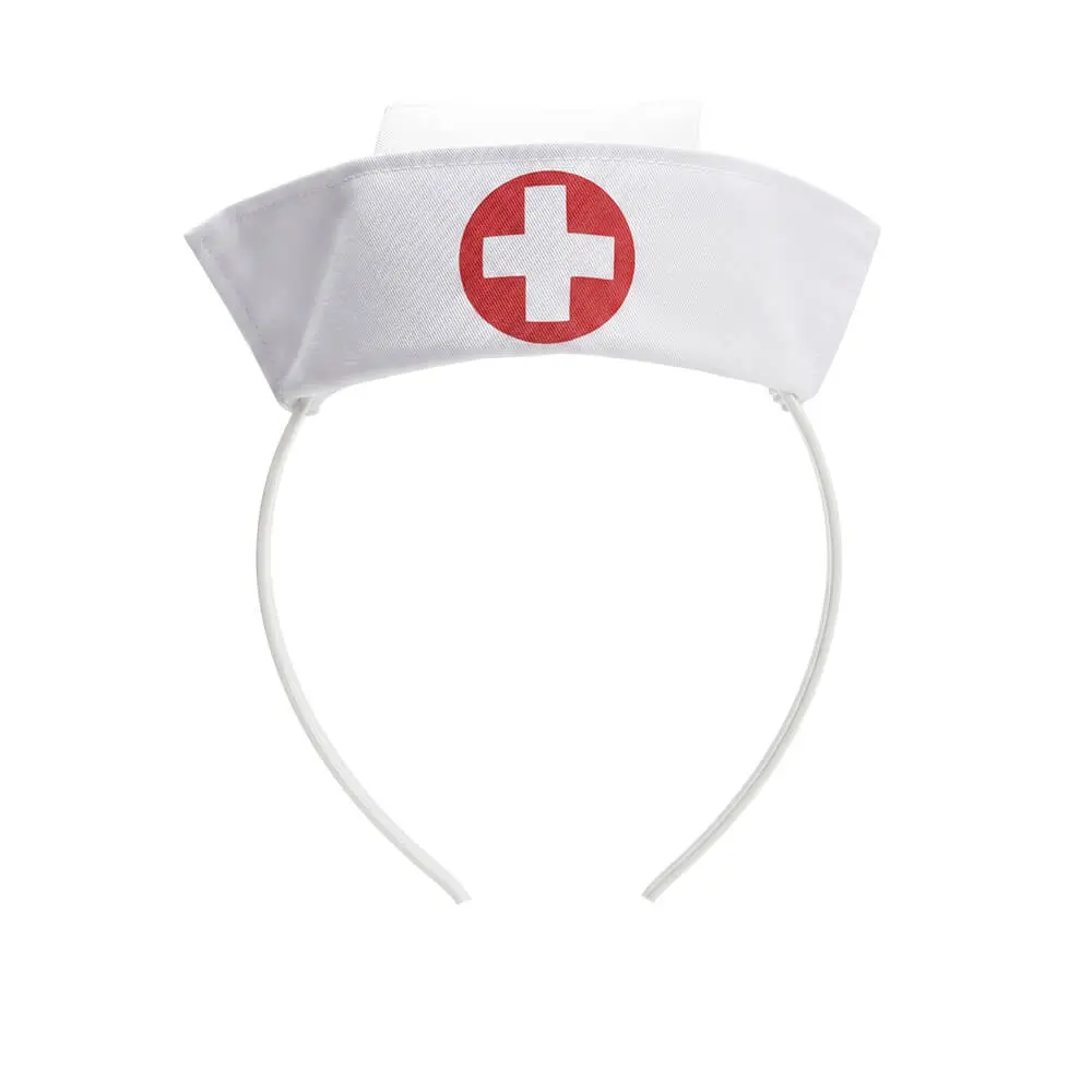 Tocado de enfermera de tela blanca con cruz roja de frente montado sobre una diadema flexible de plástico blanco de la tienda Disfraces Lucero.