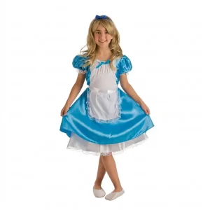 Niña posando con el disfraz de Alicia en el País de las Maravillas, vestido azul brillante con delantal blanco de encaje, de Disfraces Lucero.
