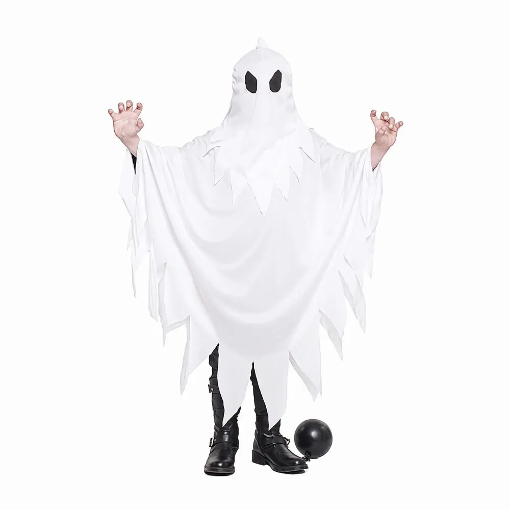 Niño posando con disfraz de Fantasma infantil compuesto por túnica blanca deshilachada en picos y capucha de Disfraces Lucero.