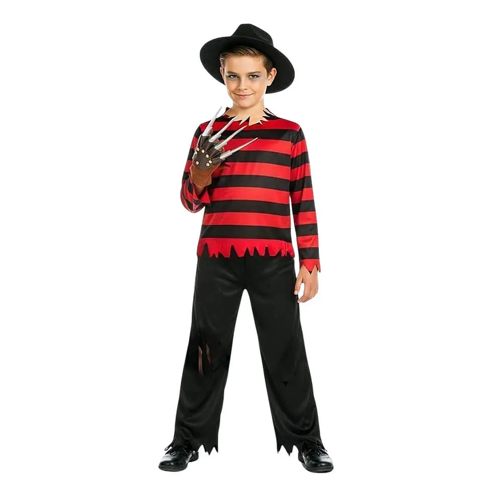 Niño posando con disfraz de Freddy Krueger infantil compuesto por camisa a rayas rojas y negras y pantalón negro desgarrado de Disfraces Lucero.