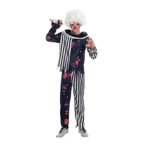 Niño posando con disfraz de Payaso Sangriento infantil compuesto por camiseta y pantalón de rayas con manchas de sangre de Disfraces Lucero.
