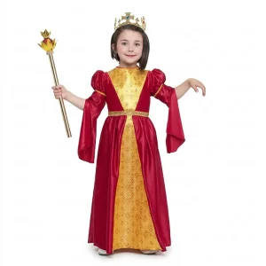 Niña sonriente posando con un disfraz de princesa medieval infantil que consta de un vestido largo satinado de color rojo granate con mangas acampanadas y un panel frontal de color dorado brillante, de Disfraces Lucero.