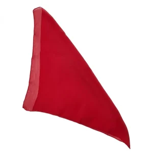 Pañuelo tradicional de cuello cuadrado de 50x50 cm en color rojo intenso doblado sobre un fondo neutro, de la tienda Disfraces Lucero.