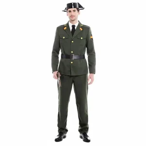 Hombre vistiendo el disfraz de Guardia Civil adulto con chaqueta verde, pantalón y cinturón negro sobre fondo blanco.