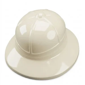 Gorro de explorador estilo safari fabricado en plástico fino de color marrón claro, disponible en la tienda Disfraces Lucero.